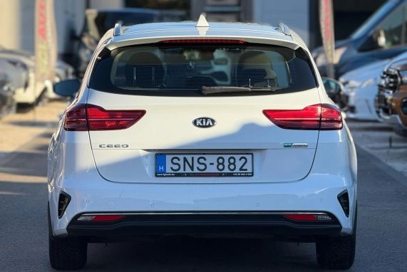 Kia CEE'D (2021)