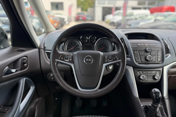 Opel ZAFIRA (2012)
