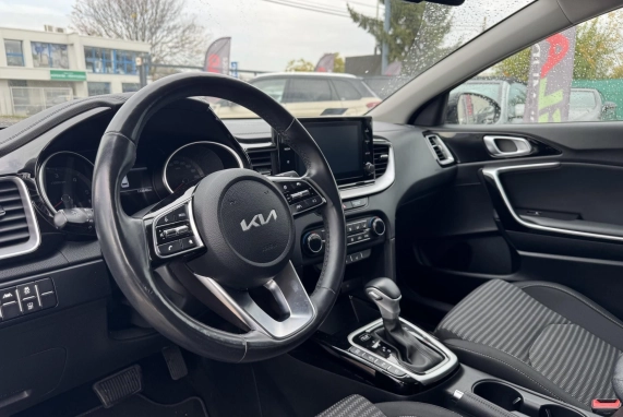 Kia CEE'D (2022)