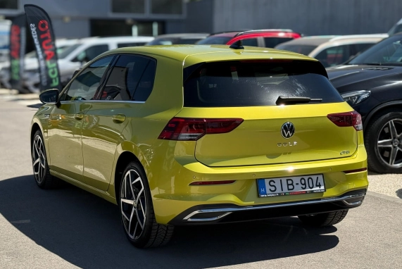 Volkswagen GOLF VIII (2020)