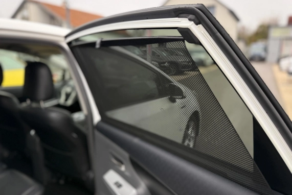 Toyota PRIUS+ (2012)