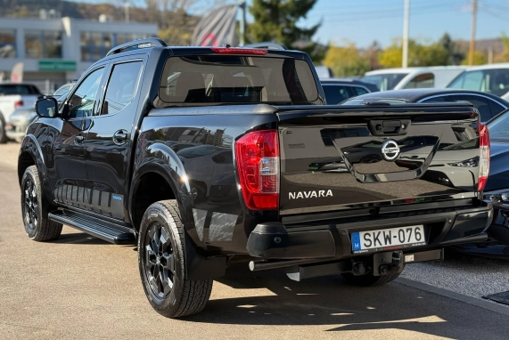 Nissan NAVARA (2020)