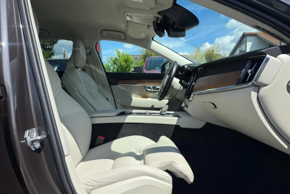 Volvo S90 (2021)
