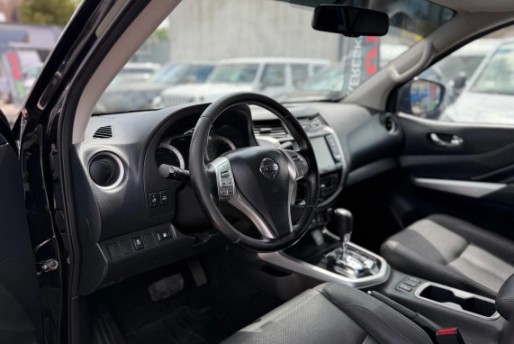 Nissan NAVARA (2019)