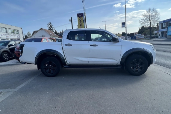 Isuzu D-MAX (2022)