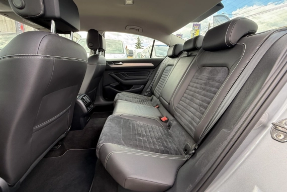 Volkswagen PASSAT (2021)