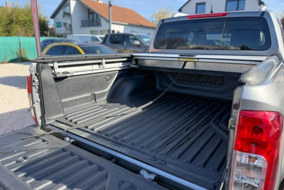 Nissan NAVARA (2017)
