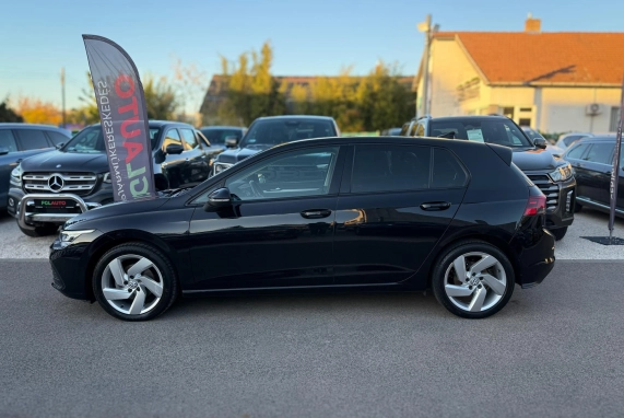 Volkswagen GOLF VIII (2020)