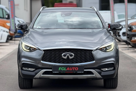 Infiniti QX30 (2017)