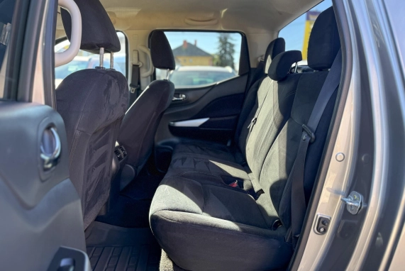 Nissan NAVARA (2017)