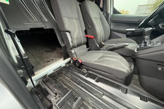 Ford CONNECT (2016)