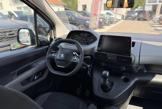 Peugeot RIFTER (2019)