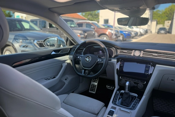 Volkswagen ARTEON (2017)