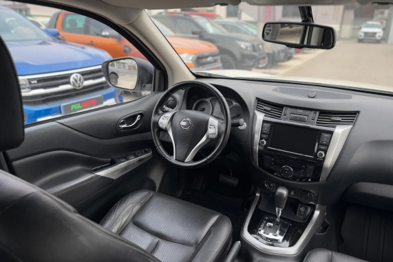 Nissan NAVARA (2020)