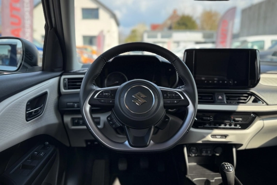Suzuki SWIFT (2025)