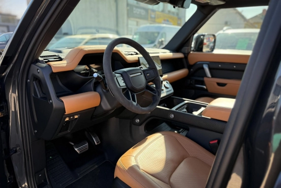 Land rover DEFENDER (2024)