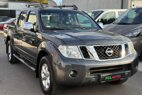 Nissan NAVARA (2013)