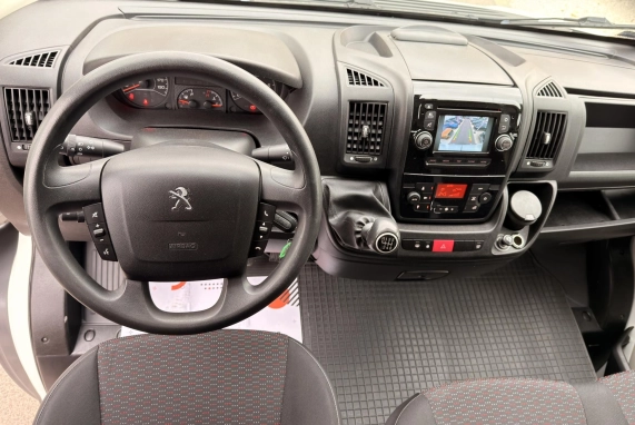 Peugeot BOXER (2016)