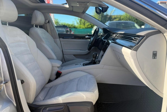 Volkswagen ARTEON (2017)