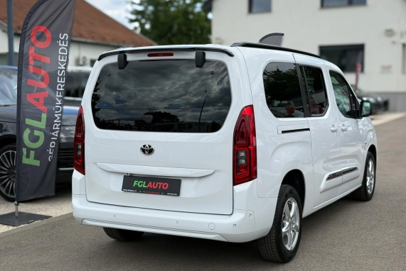 Toyota PROACE (2024)