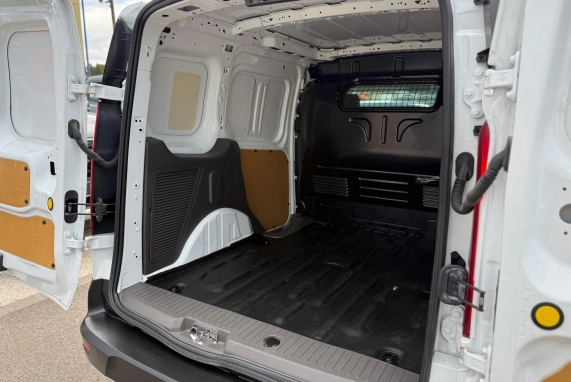 Ford CONNECT (2021)