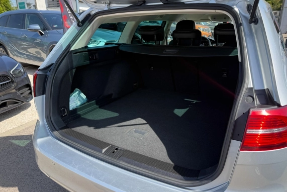 Volkswagen PASSAT VIII (2015)