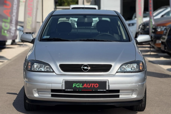 Opel ASTRA (2007)