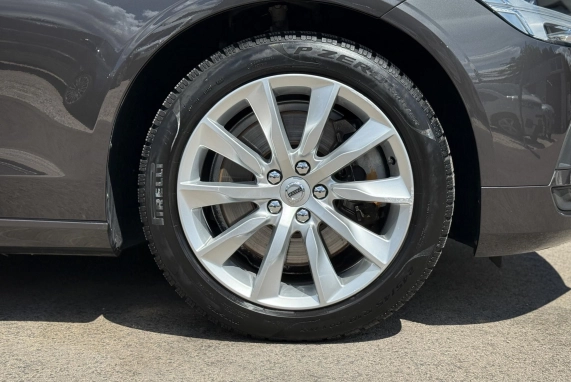 Volvo S90 (2021)