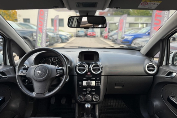 Opel CORSA (2015)