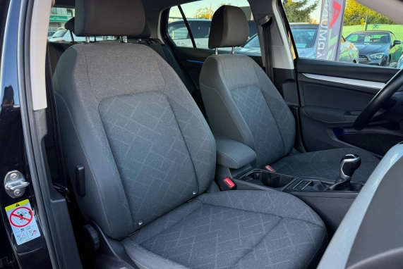 Volkswagen GOLF VIII (2020)