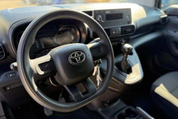 Toyota PROACE (2021)