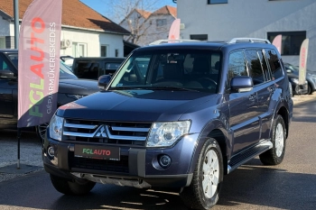 Mitsubishi PAJERO (2008)